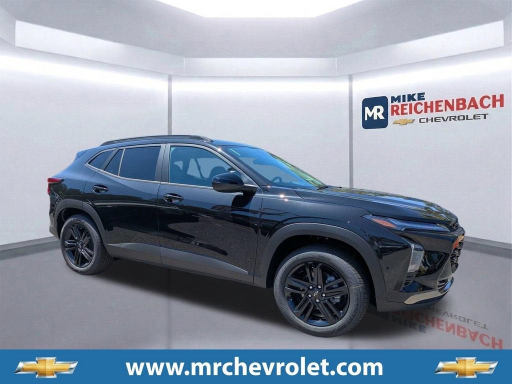 2026 Chevrolet Trax ACTIV in Mosaic Black Metallic — front three-quarter view